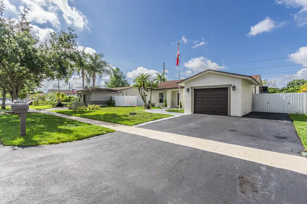 16942 SW 5th Way Weston FL 33326