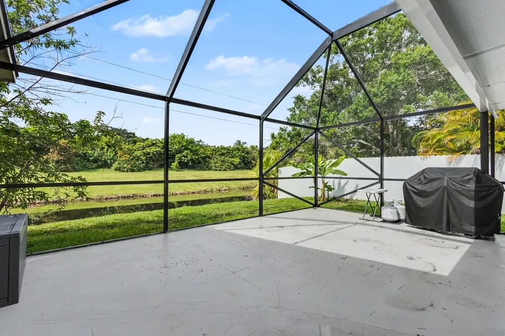 16942 SW 5th Way Weston FL 33326