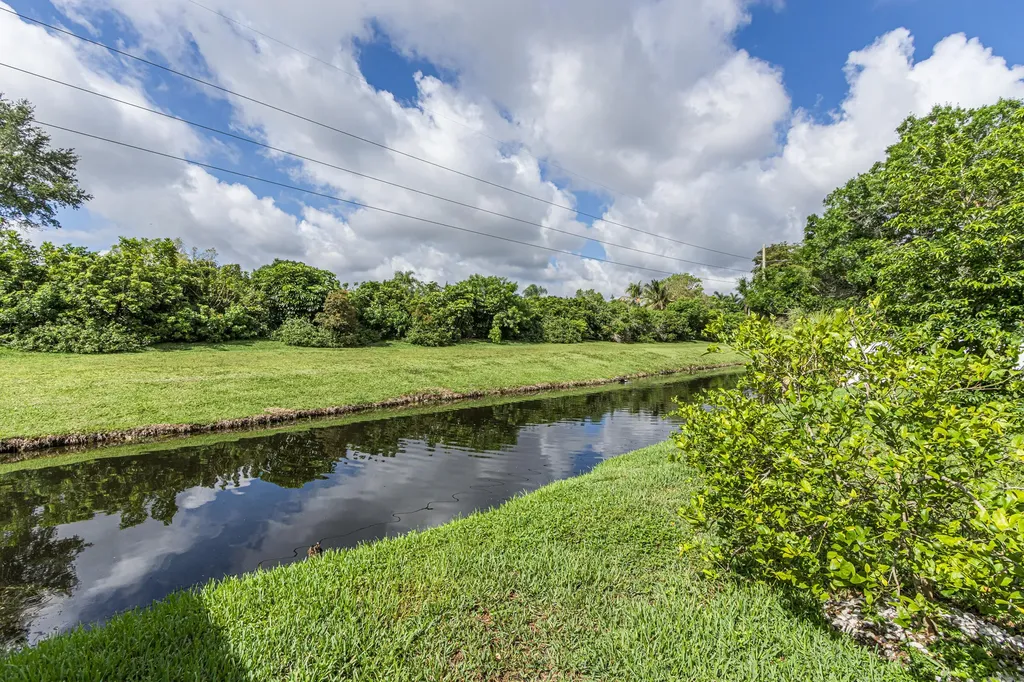 16942 SW 5th Way Weston FL 33326