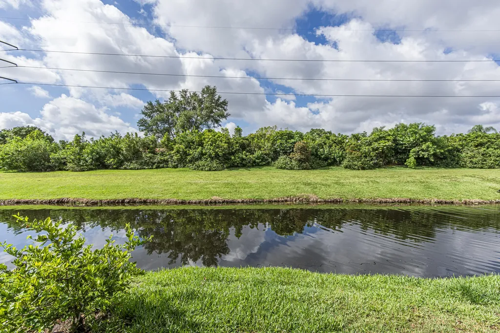 16942 SW 5th Way Weston FL 33326