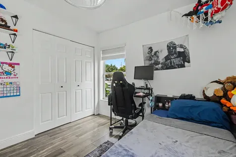 16942 SW 5th Way Weston FL 33326