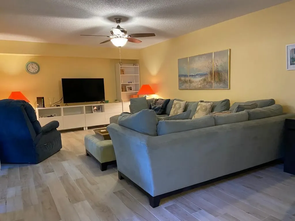 8010 80th Way West Palm Beach FL 33407