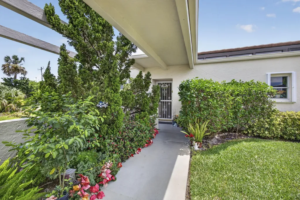 2651 Boundbrook Boulevard West Palm Beach FL 33406
