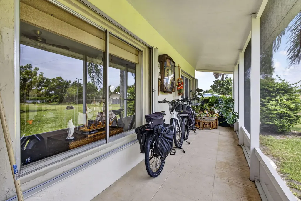 2651 Boundbrook Boulevard West Palm Beach FL 33406