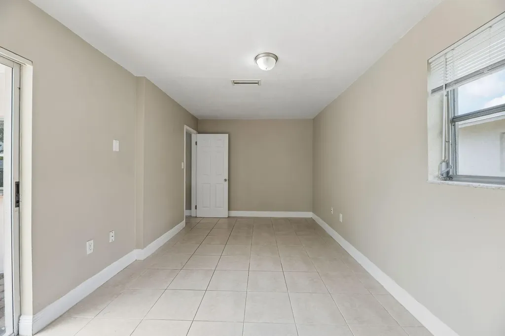 2420 NW 89th Avenue Sunrise FL 33322