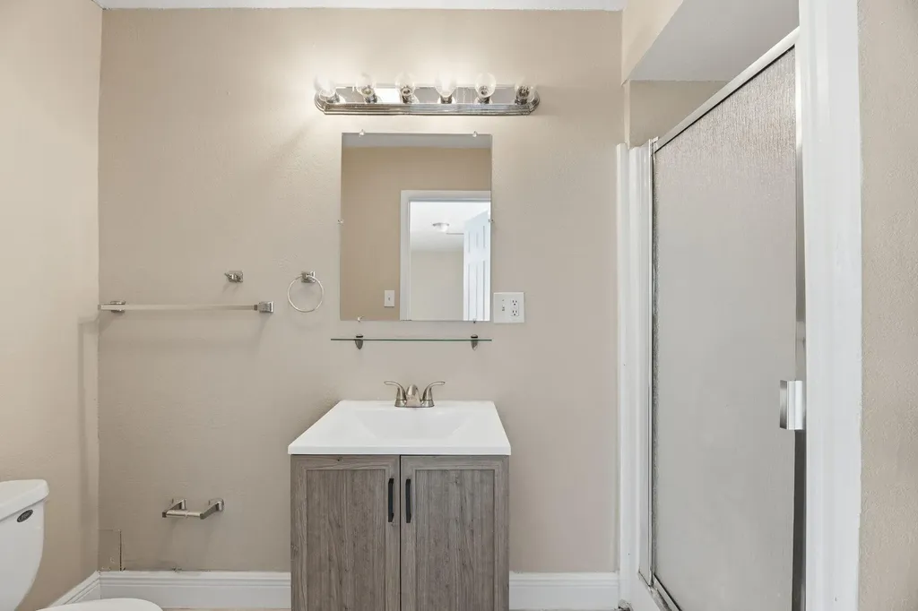 2420 NW 89th Avenue Sunrise FL 33322