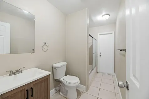 2420 NW 89th Avenue Sunrise FL 33322