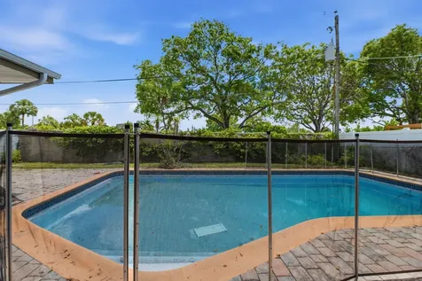 2420 NW 89th Avenue Sunrise FL 33322
