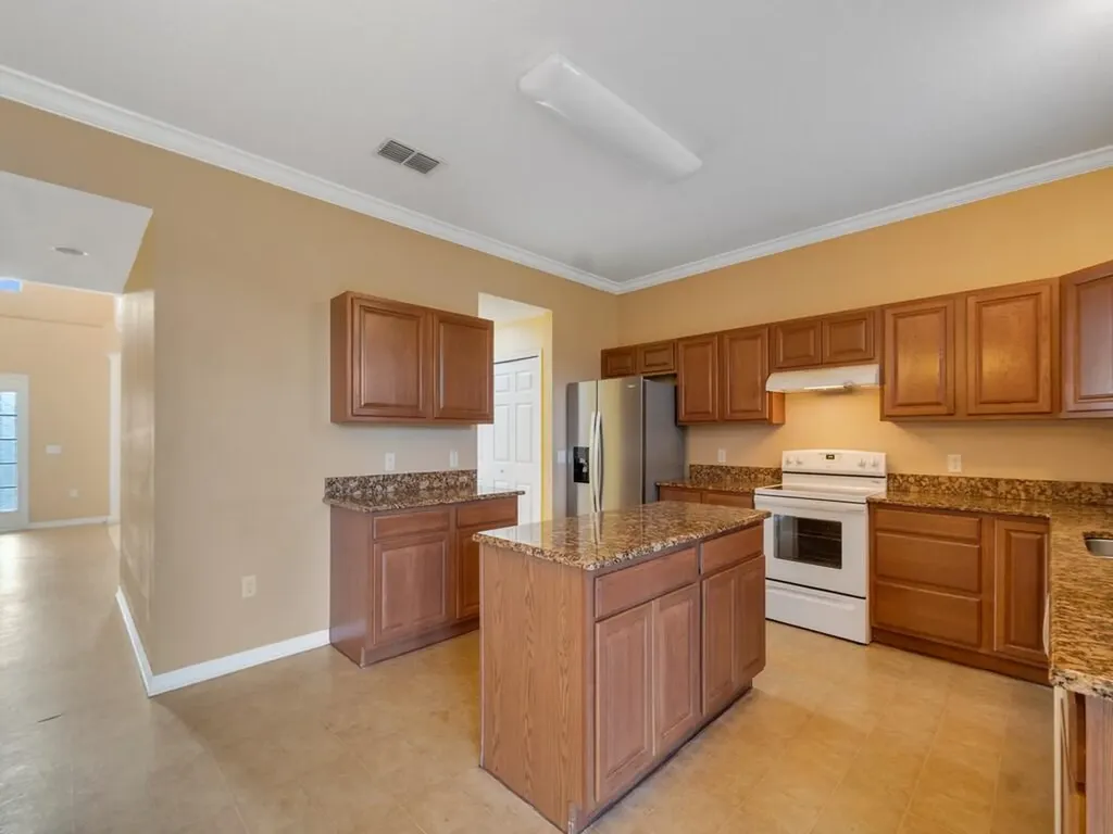 4730 Ashley Lake Circle Vero Beach FL 32967