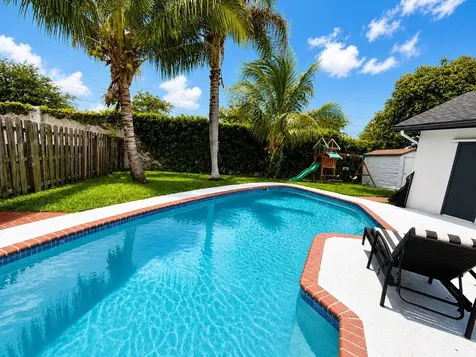 2815 NW 111th Avenue Sunrise FL 33322