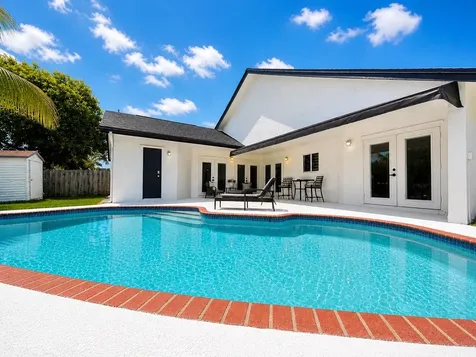 2815 NW 111th Avenue Sunrise FL 33322