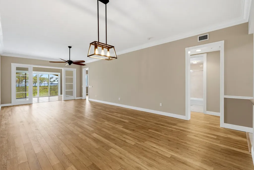 24 Harbour Isle Drive W Fort Pierce FL 34949