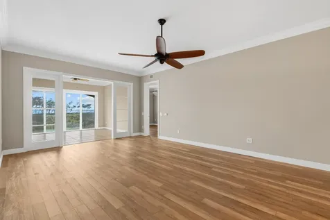24 Harbour Isle Drive W Fort Pierce FL 34949