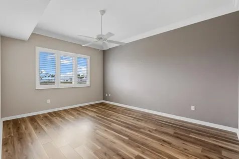 24 Harbour Isle Drive W Fort Pierce FL 34949