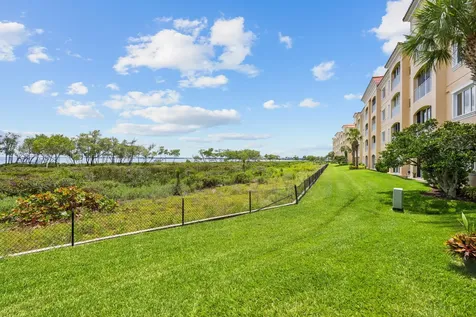 24 Harbour Isle Drive W Fort Pierce FL 34949