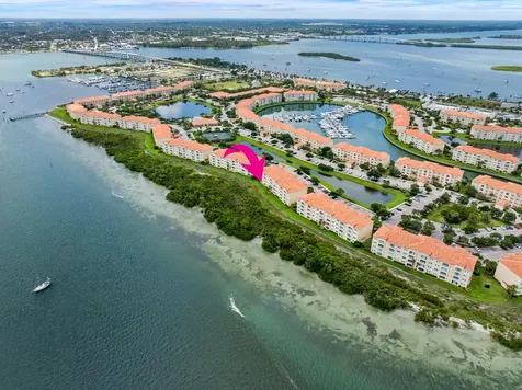 24 Harbour Isle Drive W Fort Pierce FL 34949