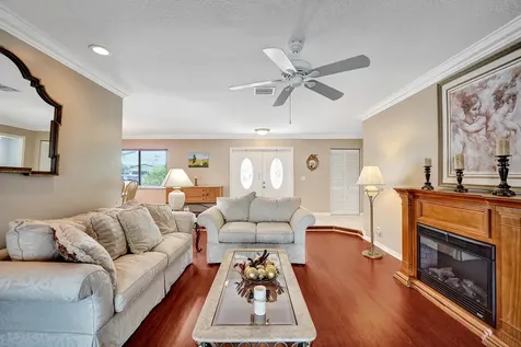 1710 NW 111th Terrace Pembroke Pines FL 33026