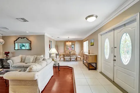 1710 NW 111th Terrace Pembroke Pines FL 33026