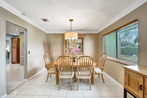 1710 NW 111th Terrace Pembroke Pines FL 33026