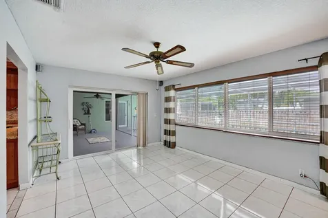 1710 NW 111th Terrace Pembroke Pines FL 33026