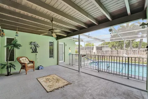 1710 NW 111th Terrace Pembroke Pines FL 33026