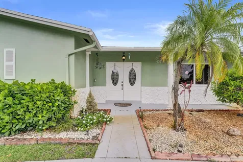 1710 NW 111th Terrace Pembroke Pines FL 33026