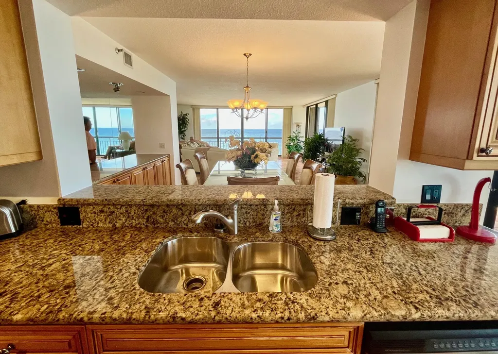 4000 N Ocean Drive Singer Island FL 33404