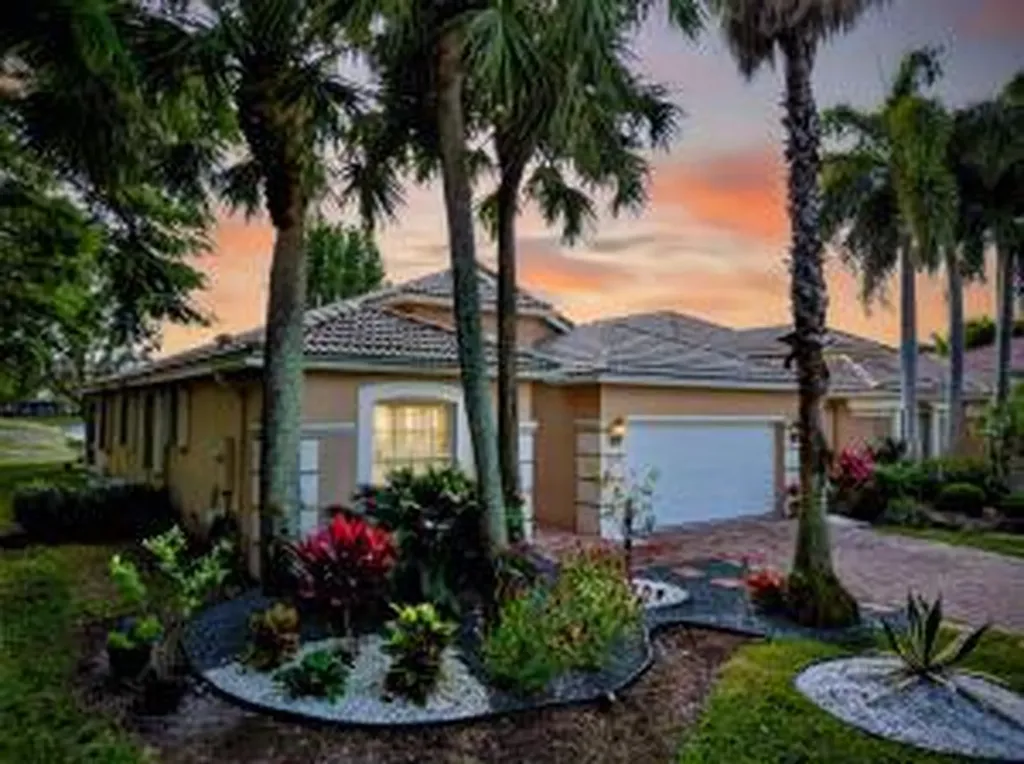 6504 Pisano Drive Lake Worth FL 33467