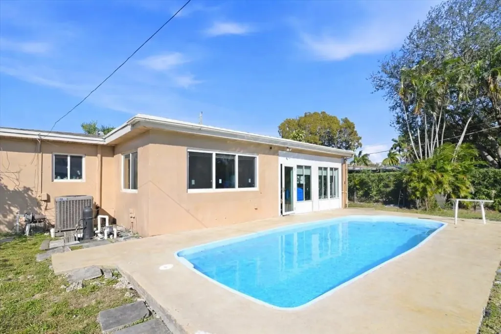 4014 Johnson Street Hollywood FL 33021