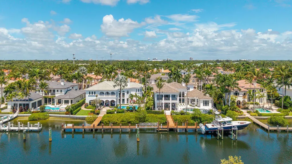 792 Harbour Isle Court West Palm Beach FL 33410