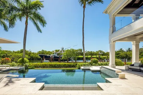 792 Harbour Isle Court West Palm Beach FL 33410