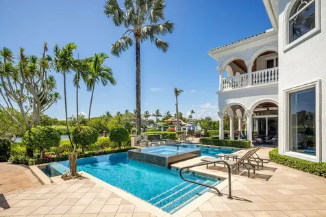 792 Harbour Isle Court West Palm Beach FL 33410