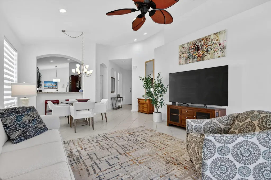 7116 Cataluna Circle Delray Beach FL 33446