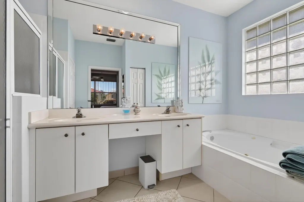 7116 Cataluna Circle Delray Beach FL 33446