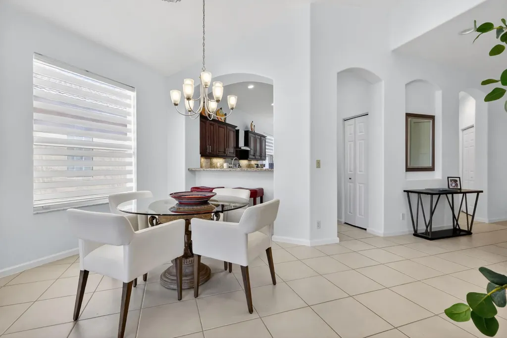 7116 Cataluna Circle Delray Beach FL 33446