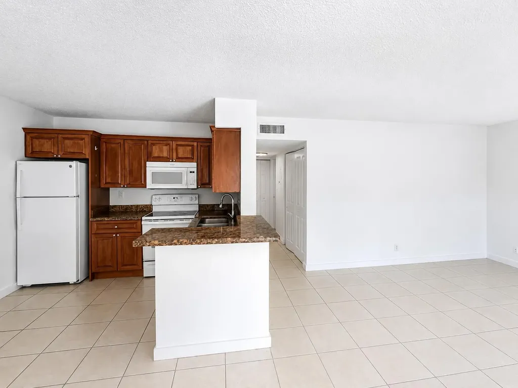 11473 NW 42nd Street Coral Springs FL 33065