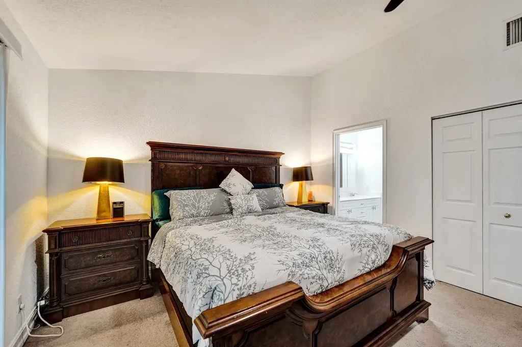 1743 NE 4th Avenue Fort Lauderdale FL 33305
