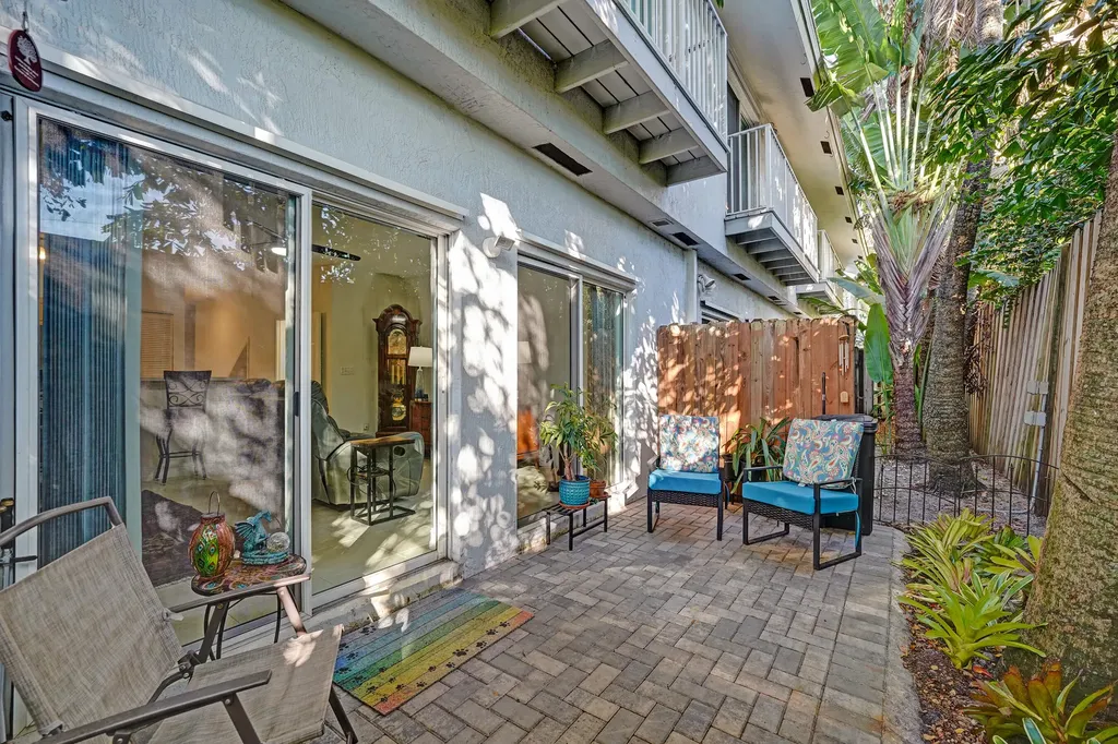 1743 NE 4th Avenue Fort Lauderdale FL 33305