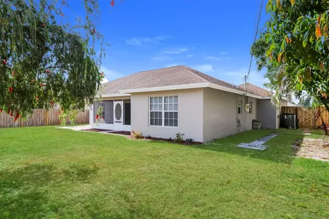 459 SW Laconic Avenue Port St Lucie FL 34953