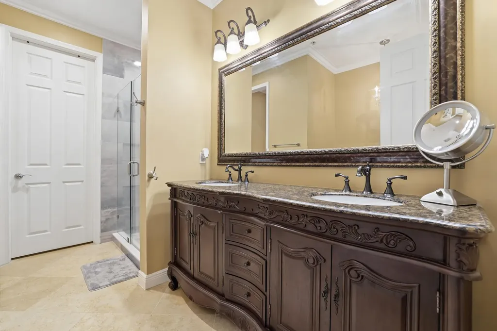 135 W Indian Crossing Circle Jupiter FL 33458