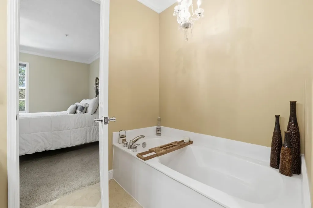135 W Indian Crossing Circle Jupiter FL 33458