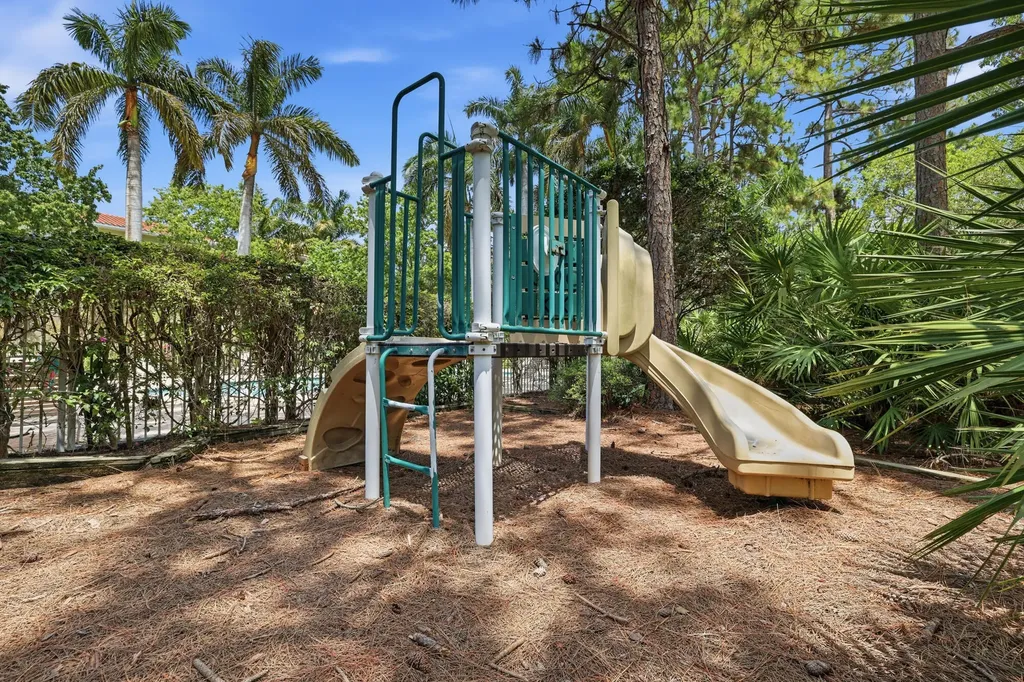 135 W Indian Crossing Circle Jupiter FL 33458