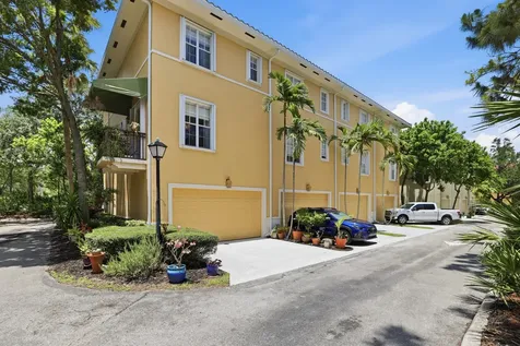 135 W Indian Crossing Circle Jupiter FL 33458
