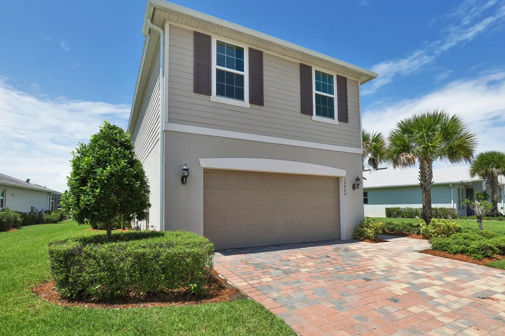 10484 SW Captiva Drive Port St Lucie FL 34987