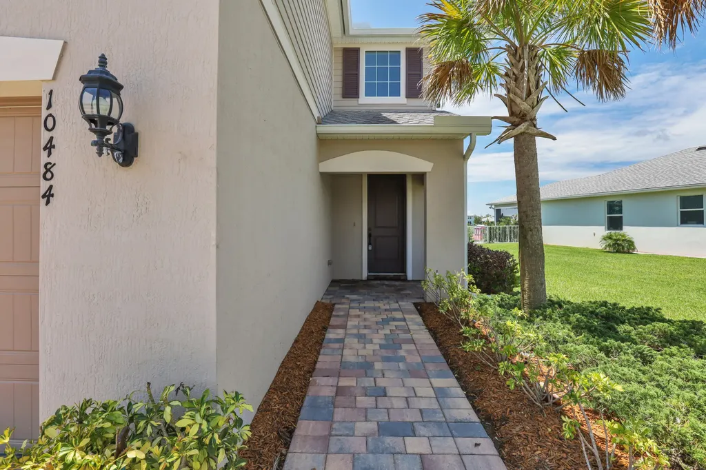 10484 SW Captiva Drive Port St Lucie FL 34987