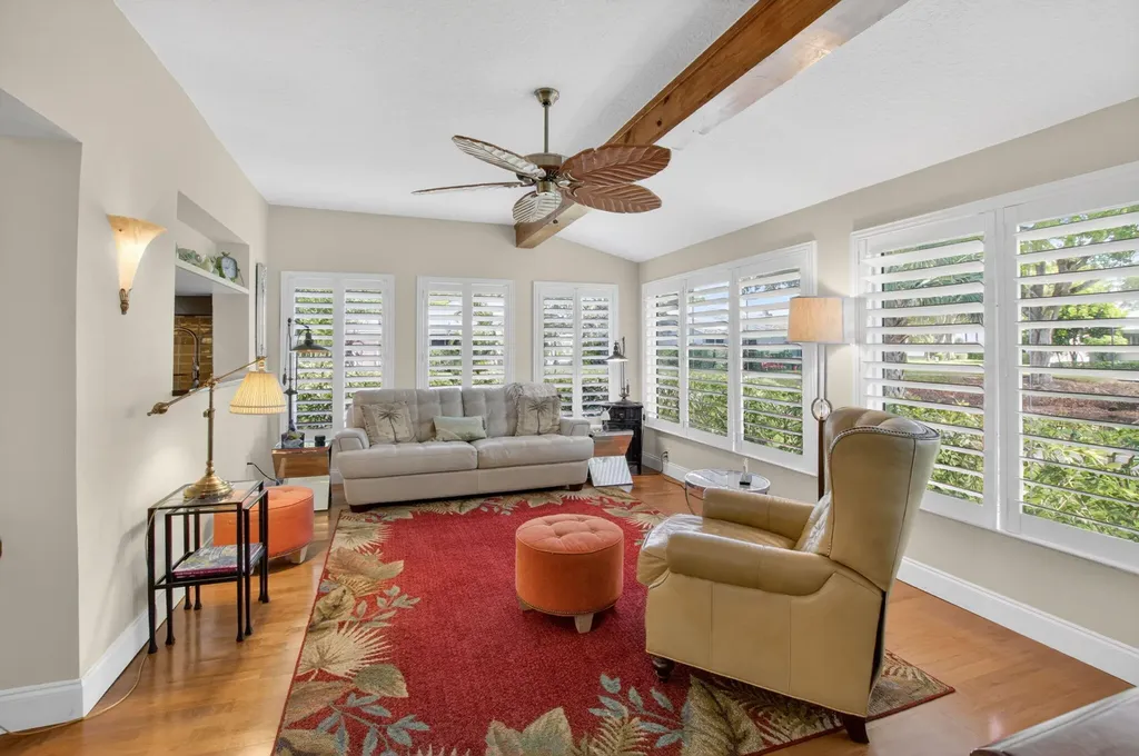 22340 Greentree Circle Boca Raton FL 33433