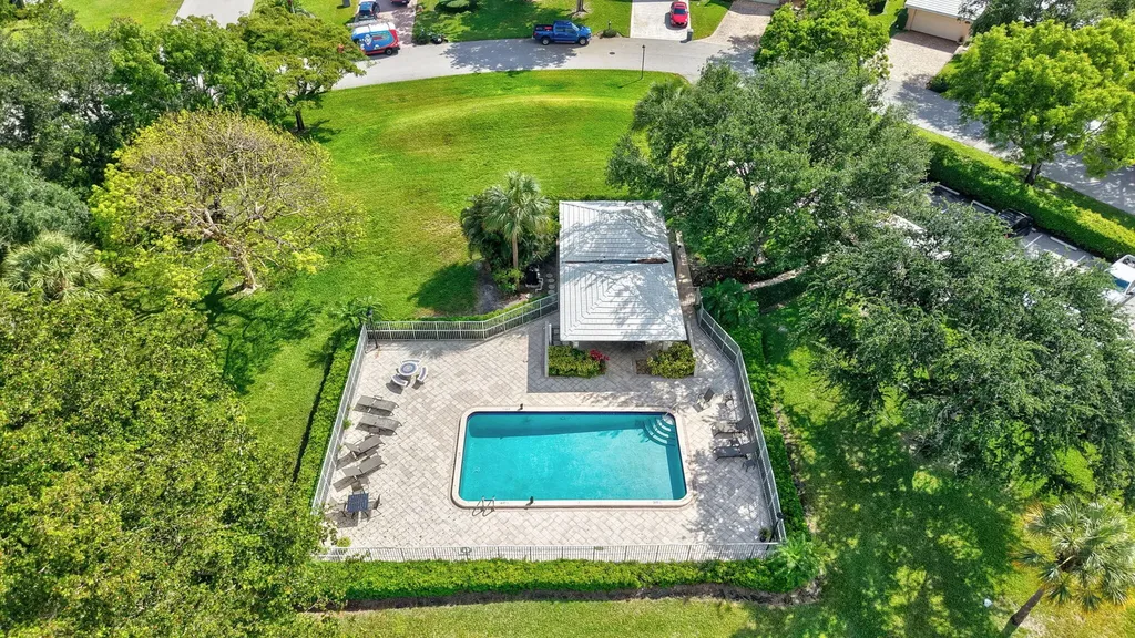 22340 Greentree Circle Boca Raton FL 33433