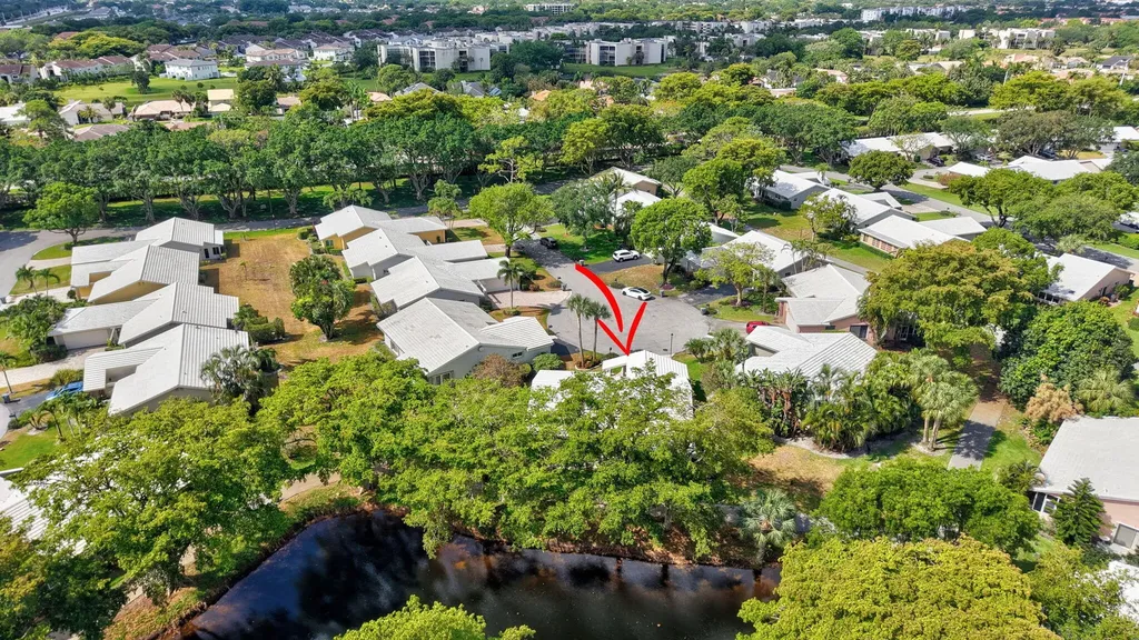 22340 Greentree Circle Boca Raton FL 33433