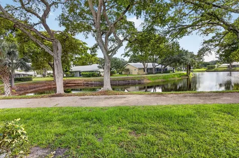 22340 Greentree Circle Boca Raton FL 33433