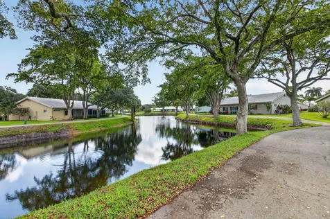 22340 Greentree Circle Boca Raton FL 33433